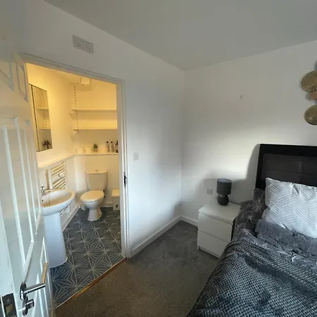Business & Leisure City Centre 2 Bed En-Suite Apartment With Free Parking And Netflix Coventry Exterior photo